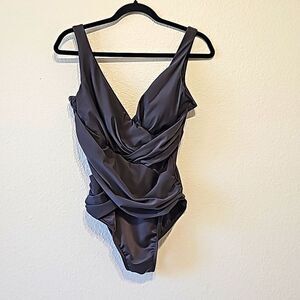 Miraclesuit Crossover Mesh One Piece size 12